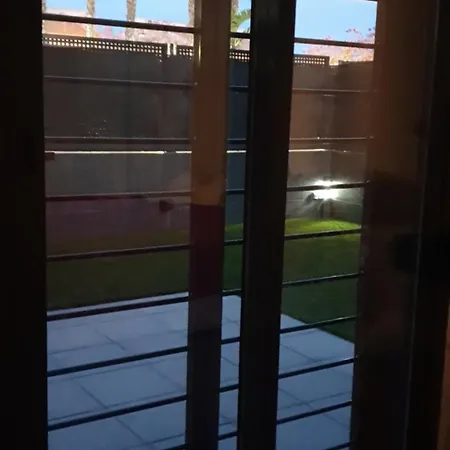 Ground Floor With Private Garden, Heated Pool 아파트