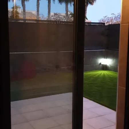아파트 Ground Floor With Private Garden, Heated Pool *