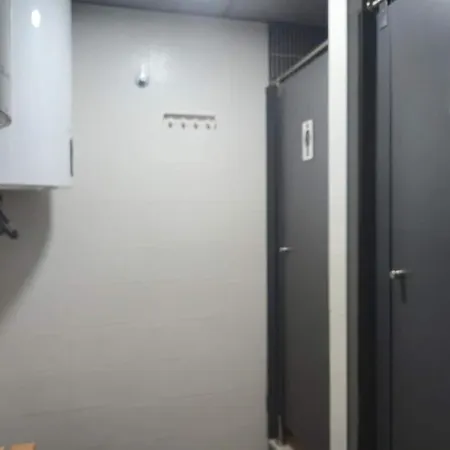Ground Floor With Private Garden, Heated Pool 아파트